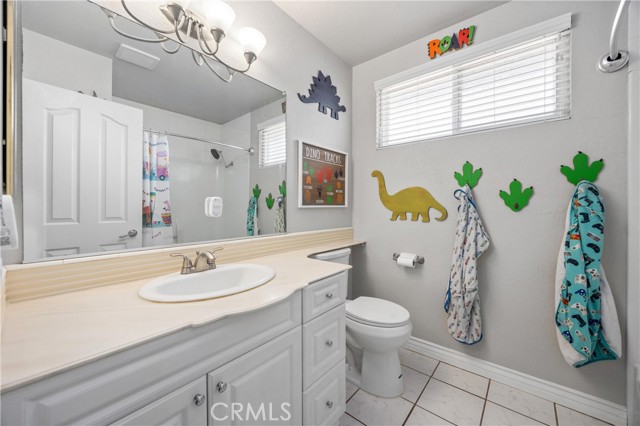 8010 Rosebud Street, Rancho Cucamonga CA: https://media.crmls.org/medias/cde4eae7-44a3-46e1-885a-d9c0d8c99b41.jpg