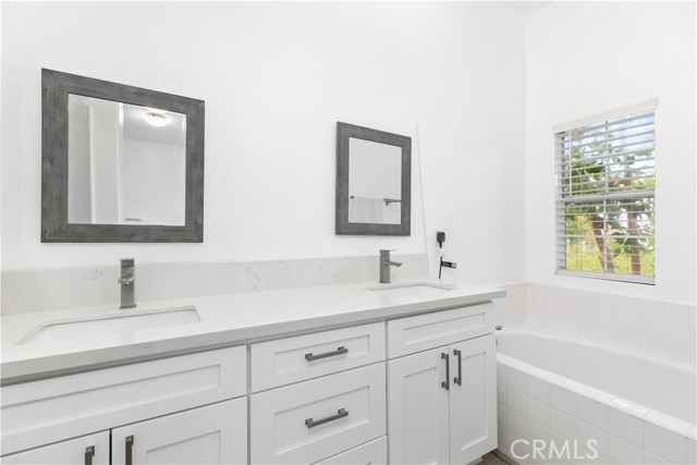 Detail Gallery Image 24 of 32 For 12647 Trent Jones Ln, Tustin,  CA 92782 - 3 Beds | 2/1 Baths