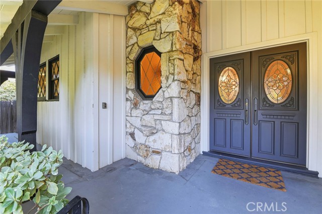 15936 Valley Wood Road, Sherman Oaks CA: https://media.crmls.org/medias/cde538bc-78b2-4d5b-89a8-ae0ed19035ff.jpg