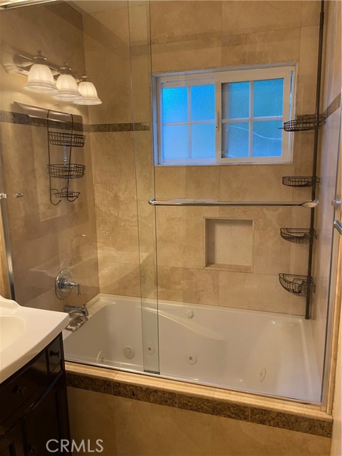 Detail Gallery Image 19 of 21 For 806 W Bloomwood, San Pedro,  CA 90731 - 3 Beds | 2 Baths