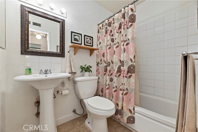 Detail Gallery Image 19 of 29 For 8556 Colorado Ave, Riverside,  CA 92504 - 3 Beds | 2 Baths