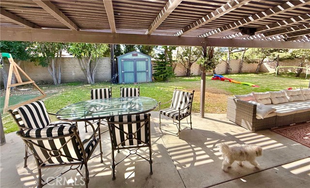 Detail Gallery Image 18 of 23 For 13851 Gimbert, Santa Ana,  CA 92705 - 3 Beds | 2 Baths