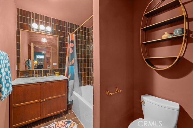 Detail Gallery Image 22 of 45 For 437 N Parish Pl., Burbank,  CA 91506 - 3 Beds | 2 Baths