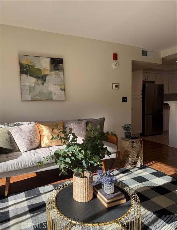 Detail Gallery Image 4 of 17 For 22100 Burbank Bld 233d,  Woodland Hills,  CA 91367 - 2 Beds | 2 Baths