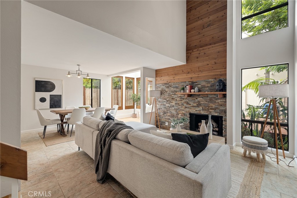 2317 Carnegie Lane B, Redondo Beach, CA 90278
