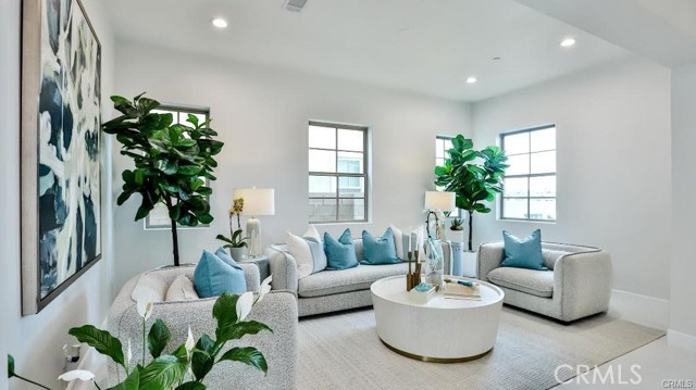 17413 Siena Ln, Fountain Valley CA: https://media.crmls.org/medias/cde6f477-e29c-4b70-8bb4-16c697c86dbf.jpg
