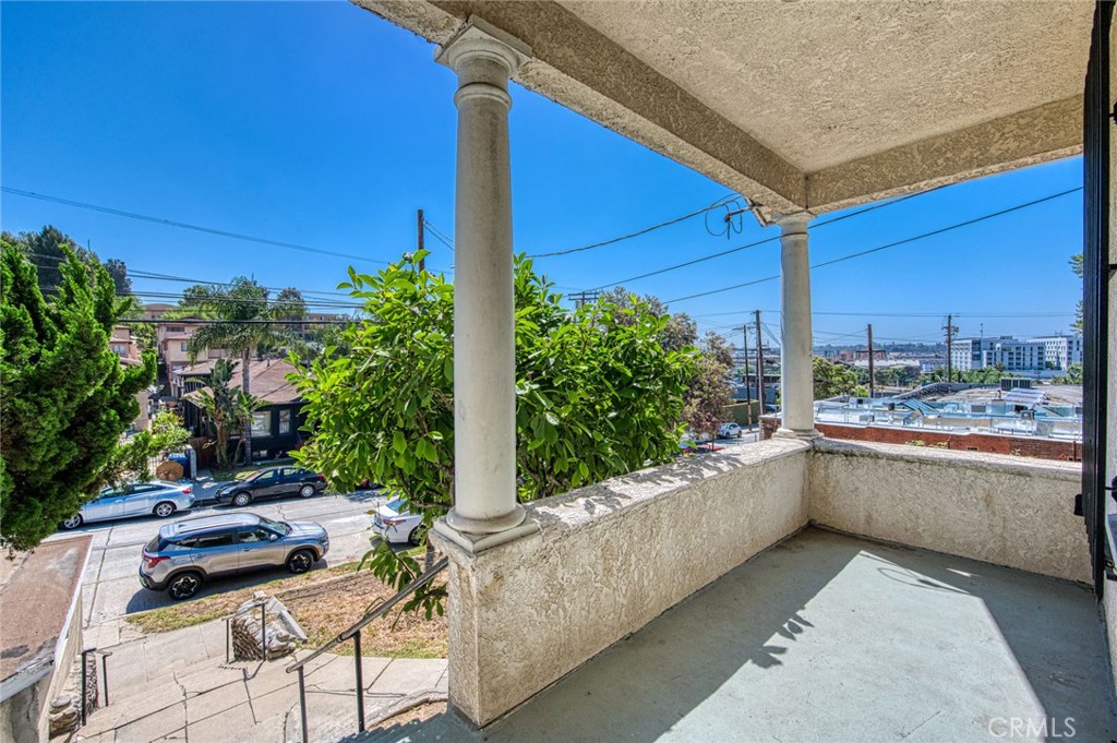 424 Solano Avenue