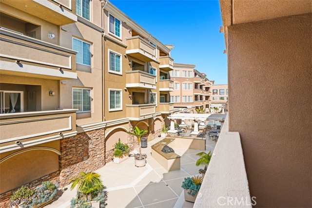 2750 Artesia Boulevard, Redondo Beach, California 90278, 2 Bedrooms Bedrooms, ,2 BathroomsBathrooms,Residential,For Sale,Artesia,SB25024101