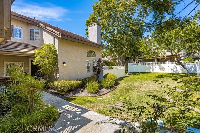 24343 Landover Road, Laguna Hills CA: https://media.crmls.org/medias/cde774b5-8737-4aee-8e33-edf8474b0873.jpg