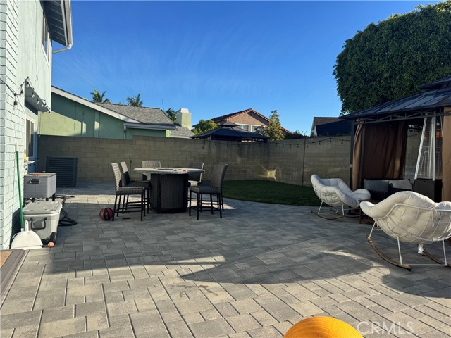 Detail Gallery Image 20 of 21 For 7722 Laurelwood, La Palma,  CA 90623 - 4 Beds | 2/1 Baths