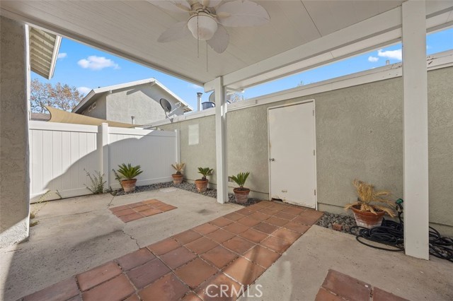 Detail Gallery Image 8 of 19 For 21107 via Arnaz, Yorba Linda,  CA 92887 - 2 Beds | 2/1 Baths