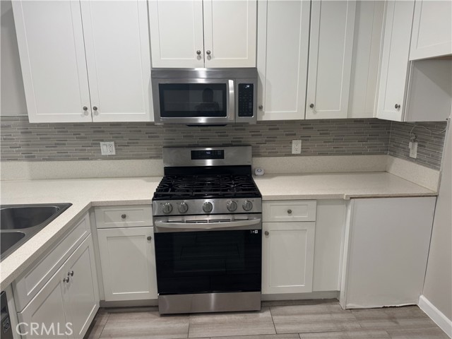 Detail Gallery Image 8 of 32 For 13665 Arrow Bld #3,  Fontana,  CA 92335 - 3 Beds | 2 Baths