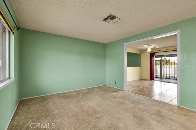 Detail Gallery Image 8 of 47 For 58116 Desert Gold Dr, Yucca Valley,  CA 92284 - 3 Beds | 2 Baths