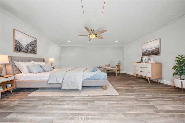 16249 Chatsworth photo 18