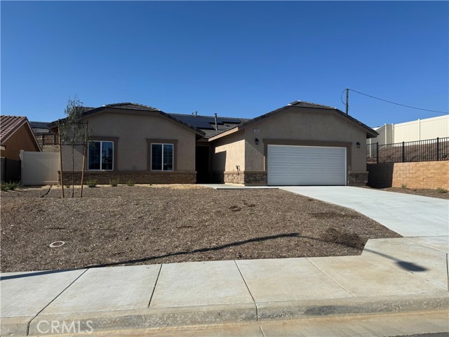 Detail Gallery Image 1 of 25 For 24894 Tranquil Way, Moreno Valley,  CA 92557 - 4 Beds | 2/1 Baths