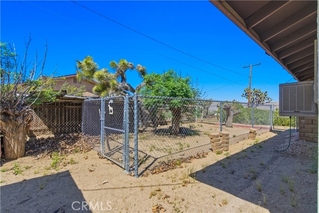 Detail Gallery Image 35 of 44 For 56711 Joshua, Yucca Valley,  CA 92284 - 3 Beds | 2 Baths