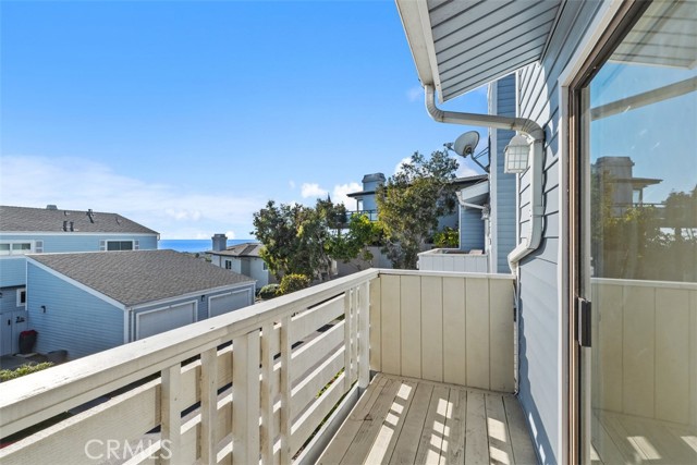 33611 Dana Vista Drive, Dana Point CA: https://media.crmls.org/medias/cde9ca86-3a92-4099-82b1-79d11b98eaeb.jpg