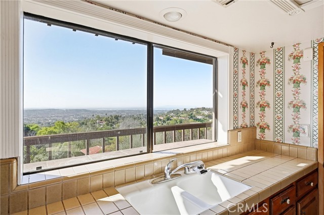 Detail Gallery Image 6 of 63 For 1616 Kanola Rd, La Habra Heights,  CA 90631 - 2 Beds | 3 Baths