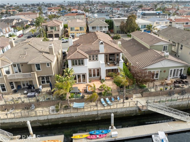 Detail Gallery Image 2 of 53 For 4027 W Hemlock St, Oxnard,  CA 93035 - 4 Beds | 3/1 Baths
