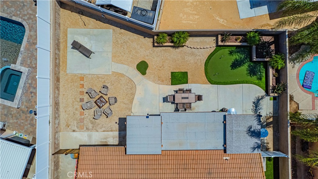 https://media.crmls.org/medias/cdea97df-d7e4-49fc-a343-488641bec364.jpg?preset=X-Large