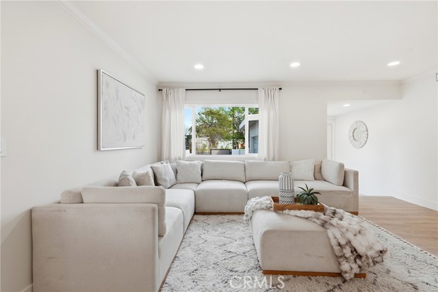 Detail Gallery Image 8 of 48 For 3675 Palo Verde, Long Beach,  CA 90808 - 5 Beds | 3 Baths