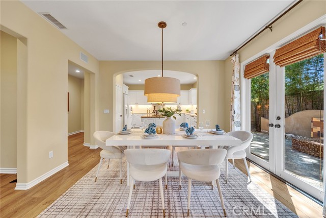 63 Splendor, Irvine CA: https://media.crmls.org/medias/cdeb9449-d83c-495c-88cf-d48dc7ea360d.jpg