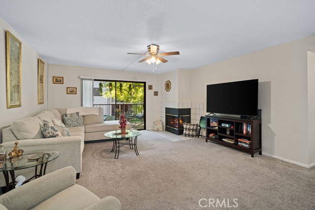 Detail Gallery Image 5 of 25 For 250 E Fern Ave #107,  Redlands,  CA 92373 - 2 Beds | 2 Baths