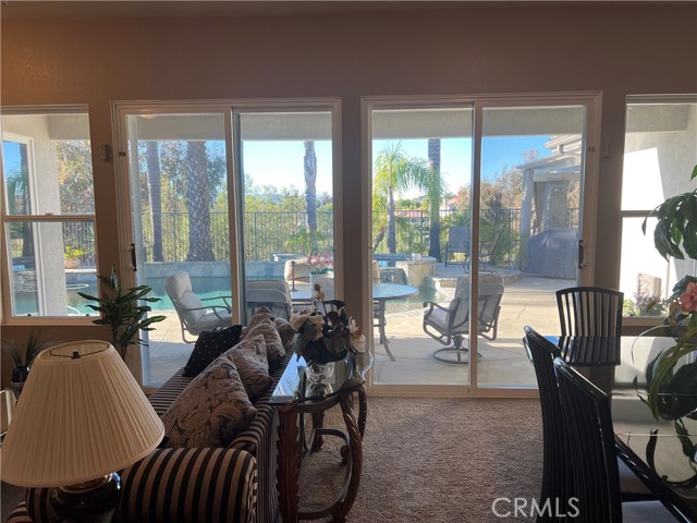 Detail Gallery Image 8 of 33 For 31458 Inverness Ct, Temecula,  CA 92591 - 5 Beds | 3/1 Baths