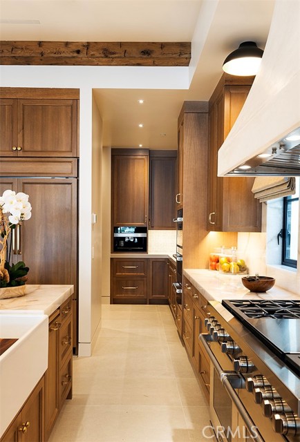 Detail Gallery Image 11 of 47 For 615 Lido Park Dr, Newport Beach,  CA 92663 - 4 Beds | 4/1 Baths