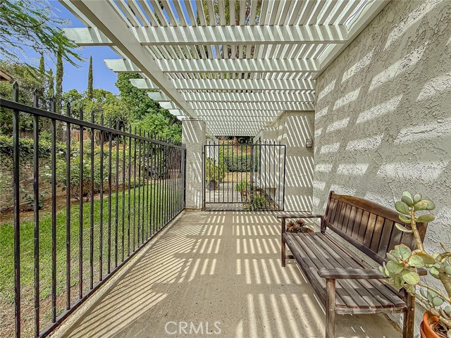 Detail Gallery Image 6 of 48 For 5021 Ambridge Dr, Calabasas,  CA 91301 - 4 Beds | 3 Baths