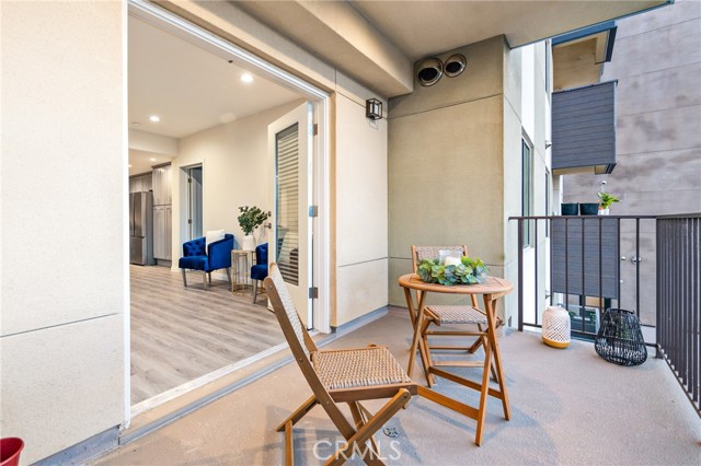 Detail Gallery Image 5 of 26 For 419 N Chandler #413,  Monterey Park,  CA 91754 - 2 Beds | 2/1 Baths