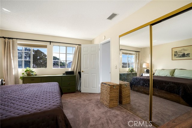 1827 Gramercy Avenue photo 16