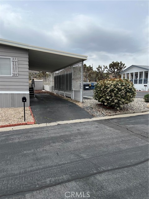 Detail Gallery Image 2 of 14 For 54999 Martinez, Yucca Valley,  CA 92284 - 2 Beds | 2 Baths