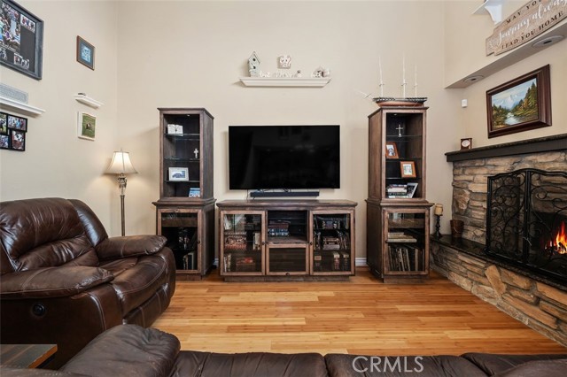 25165 Charlinda Drive, Mission Viejo CA: https://media.crmls.org/medias/cdef11df-8708-4cc1-8ac2-971a96bea43f.jpg