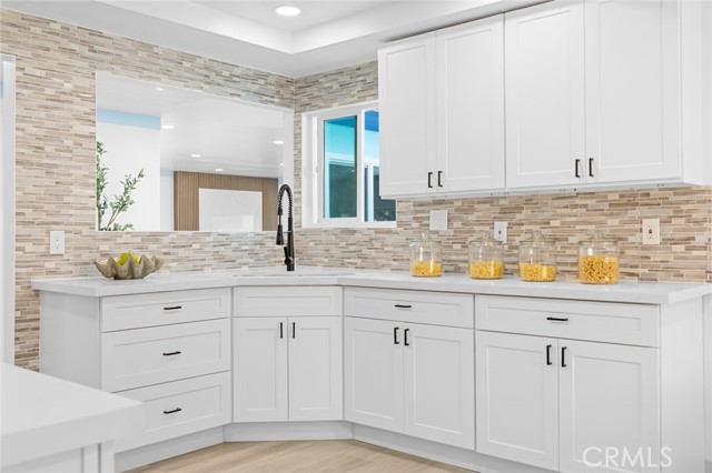 3622 W Kent Avenue, Santa Ana CA: https://media.crmls.org/medias/cdef1b5d-7be1-4ea4-8ace-5053a58ac99d.jpg