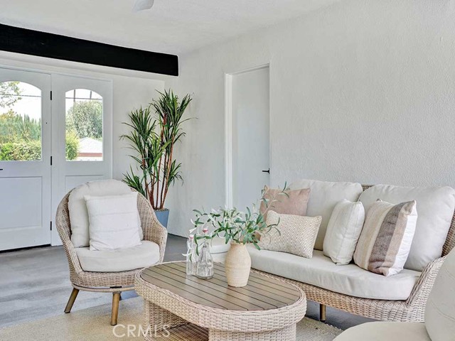 3212 Sunnywood Drive, Fullerton CA: https://media.crmls.org/medias/cdef2844-1823-469e-bfd8-7b86cd5b1ace.jpg