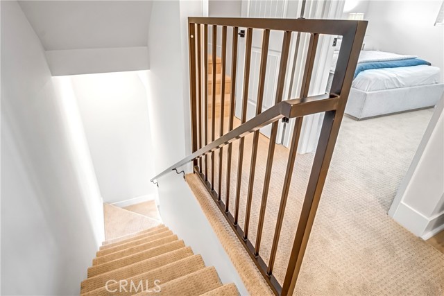 Detail Gallery Image 7 of 20 For 10035 S Western Ave #104,  Los Angeles,  CA 90047 - 2 Beds | 2 Baths