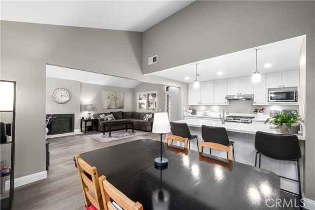 1137 Mountain Gate Road, Upland CA: https://media.crmls.org/medias/cdf11e87-597f-4d4b-8d83-ab48c925be20.jpg