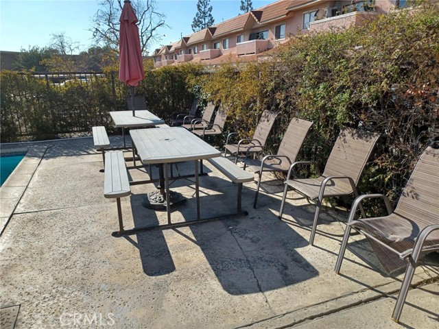 Image 5 of 28 For 10943 Laurel Canyon Boulevard 35