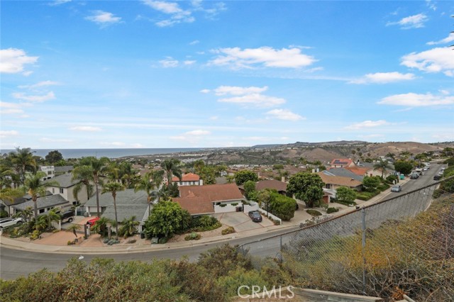315 Calle Dorado, San Clemente CA: https://media.crmls.org/medias/cdf2df4e-3c89-4d51-90a0-d1667546c10f.jpg