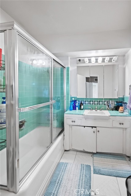 Detail Gallery Image 19 of 30 For 5134 Veronica St, Los Angeles,  CA 90008 - 3 Beds | 2 Baths