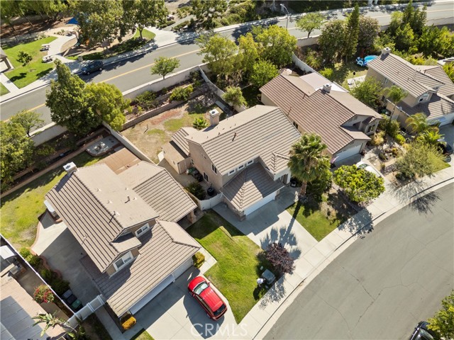 23247 Coffee Berry Circle, Corona CA: https://media.crmls.org/medias/cdf350e1-f010-4db8-ac58-ccbfe323f37d.jpg