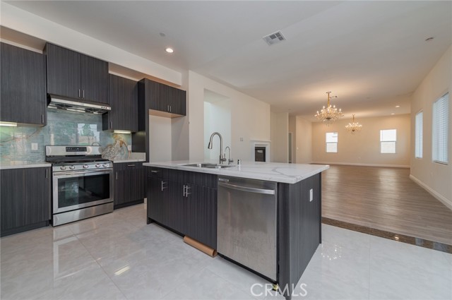 7679 Fillmore Place, Rancho Cucamonga CA: https://media.crmls.org/medias/cdf3a67d-88be-4394-b5e4-9ee33cecd96e.jpg