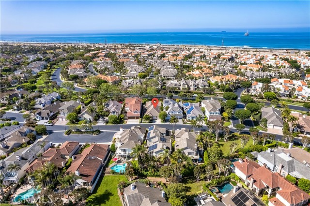 Detail Gallery Image 48 of 52 For 19371 Woodlands Dr, Huntington Beach,  CA 92648 - 3 Beds | 2/1 Baths