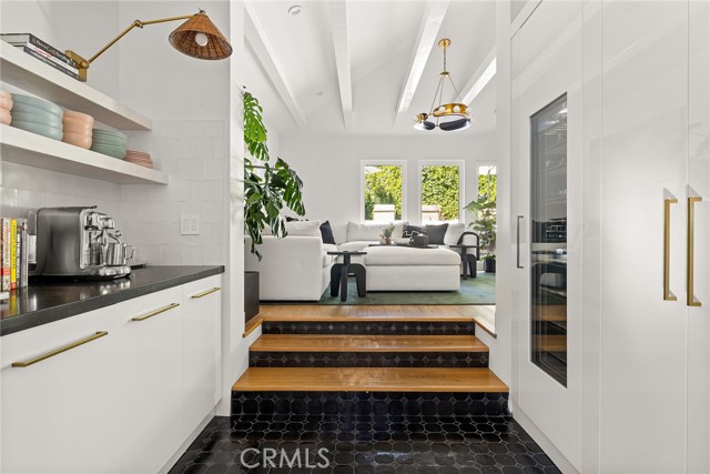 Detail Gallery Image 17 of 50 For 5115 Los Feliz Bld, Los Angeles,  CA 90027 - 4 Beds | 4/1 Baths