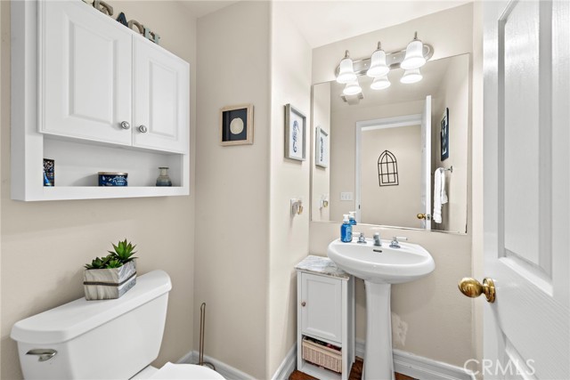 10 Cambridge Court, Coto de Caza CA: https://media.crmls.org/medias/cdf78e91-d0ea-49da-bc19-50e4381b78c4.jpg