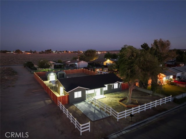 Detail Gallery Image 1 of 1 For 12688 Esther St, Boron,  CA 93516 - 4 Beds | 2 Baths