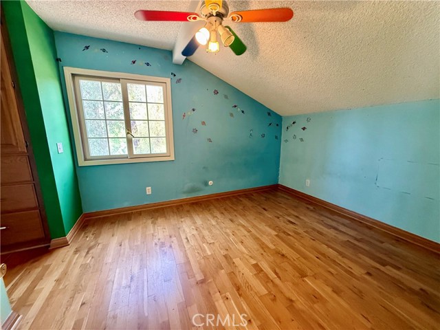 Detail Gallery Image 14 of 25 For 6618 Smoke Tree Ave, Oak Park,  CA 91377 - 4 Beds | 3 Baths