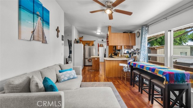 Detail Gallery Image 28 of 39 For 1501 E Avenue I #115,  Lancaster,  CA 93535 - 4 Beds | 2 Baths