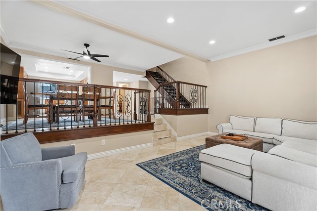 Detail Gallery Image 15 of 43 For 11 Baruna Ct #55,  Newport Beach,  CA 92663 - 3 Beds | 2/1 Baths